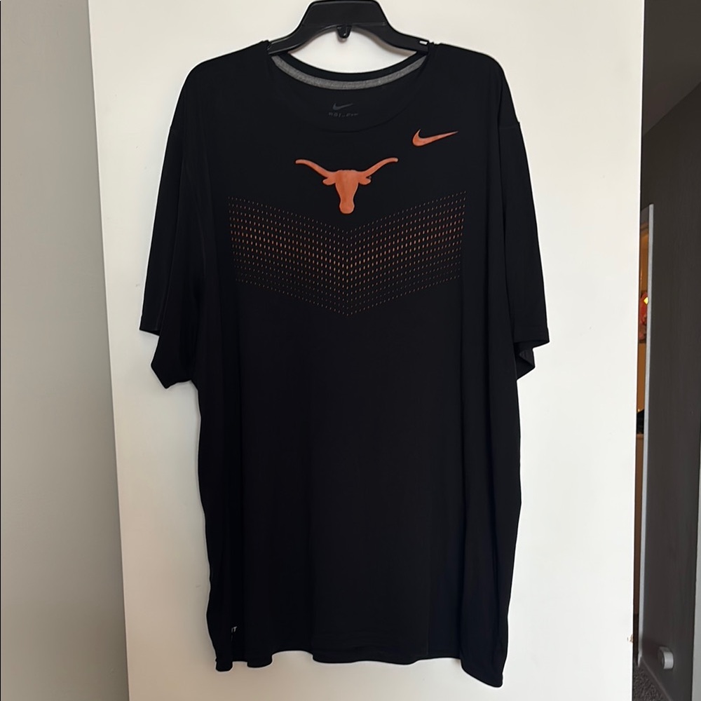 Nike Black and Orange Short Sleeve Tee